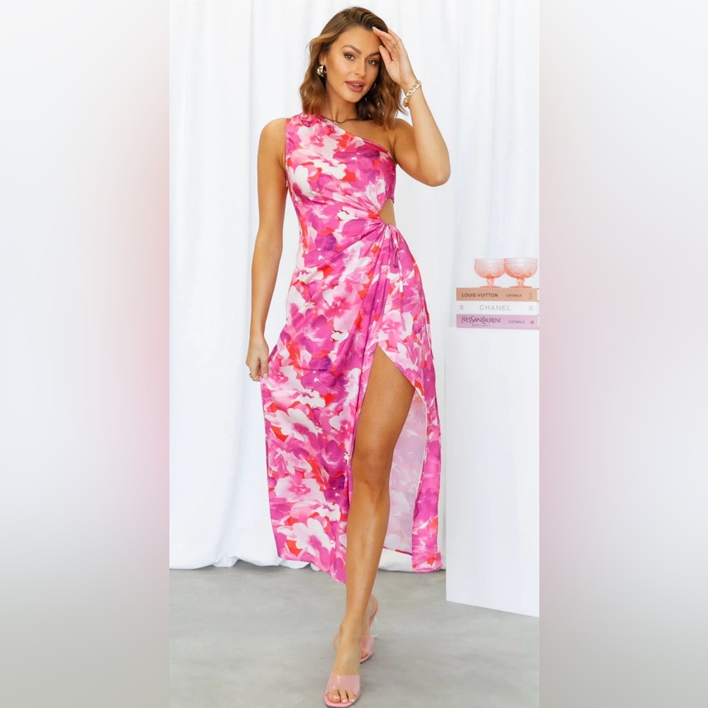 Hello Molly Floral Midi Dress
